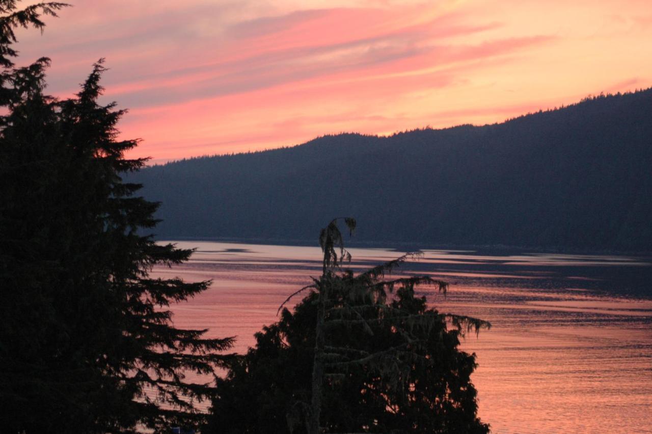 Bjorn Holm Villa Port Renfrew Buitenkant foto