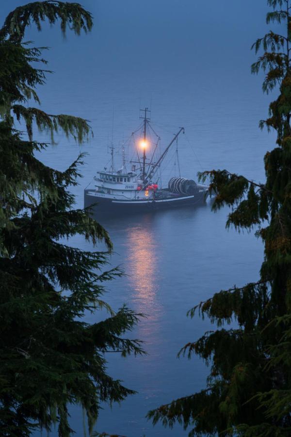 Bjorn Holm Villa Port Renfrew Buitenkant foto