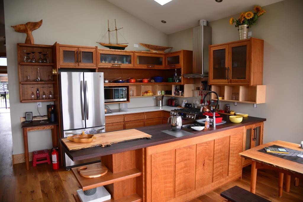 Bjorn Holm Villa Port Renfrew Buitenkant foto